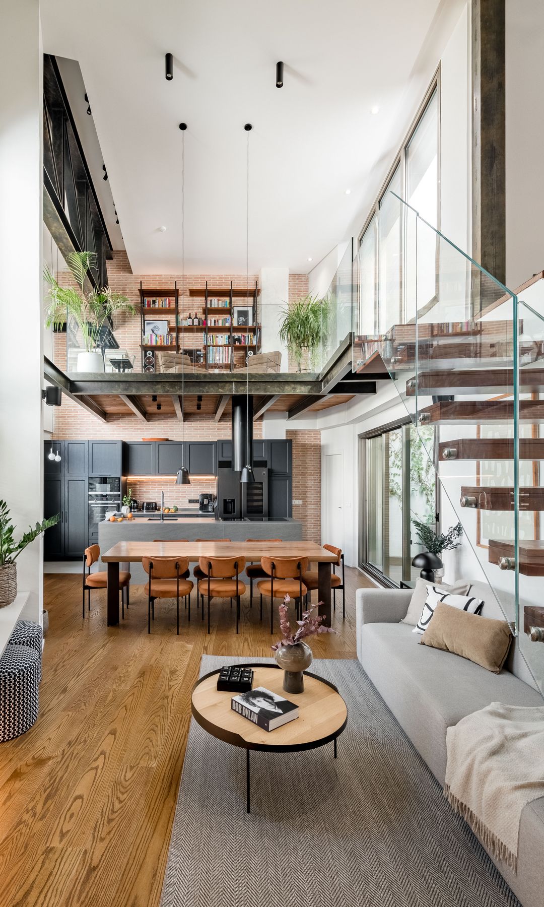 Vivienda estilo loft a doble altura