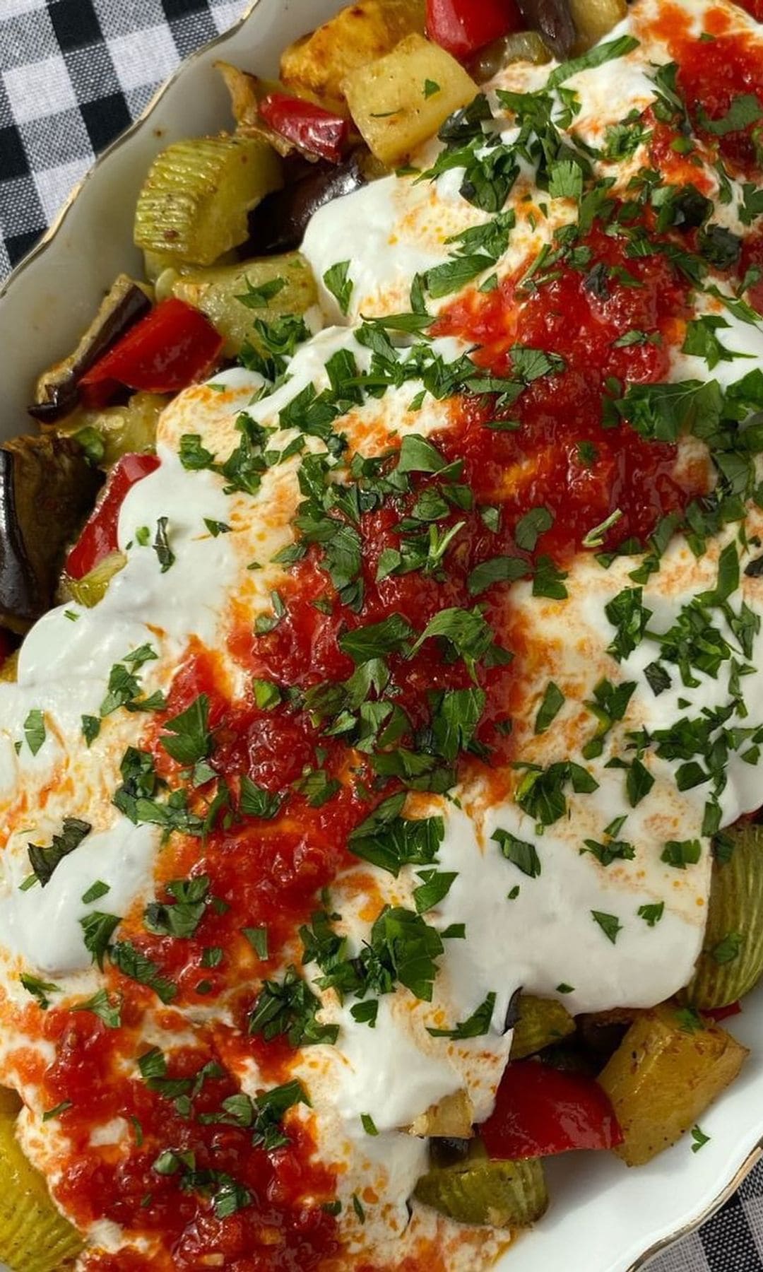 Verduras salteadas con salsa blanca ligera