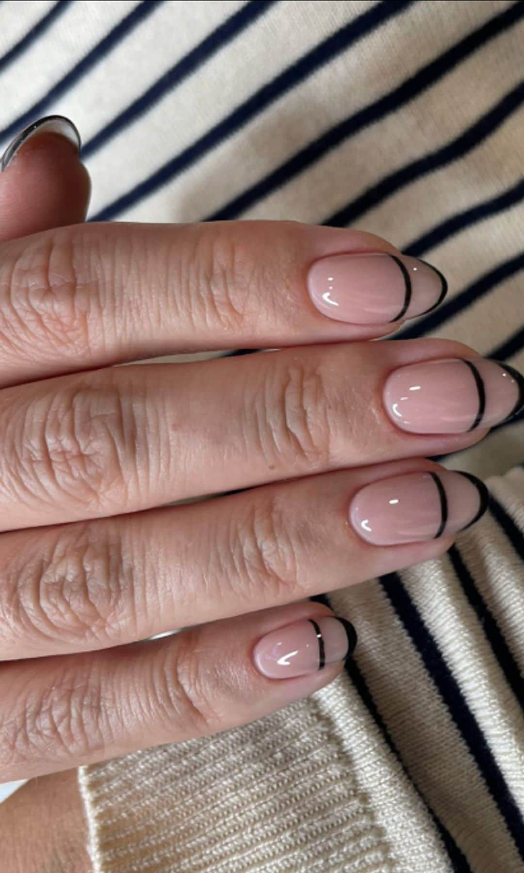 Manicura francesa renovada