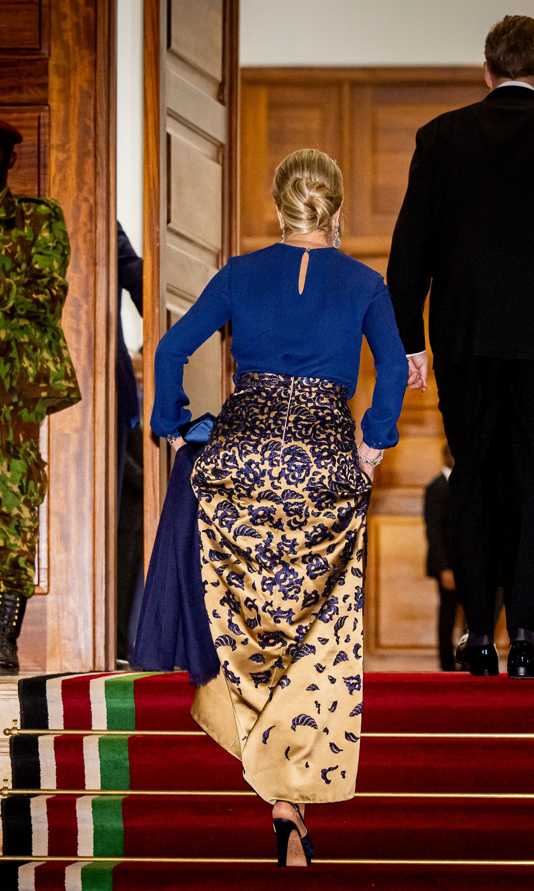 El look de gala de Máxima de Países Bajos en Kenia