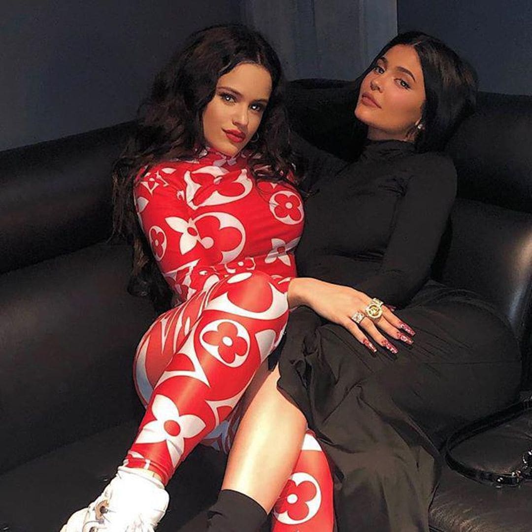 Las pruebas de que a Kylie Jenner y a Rosalía les gusta copiarse estilos
