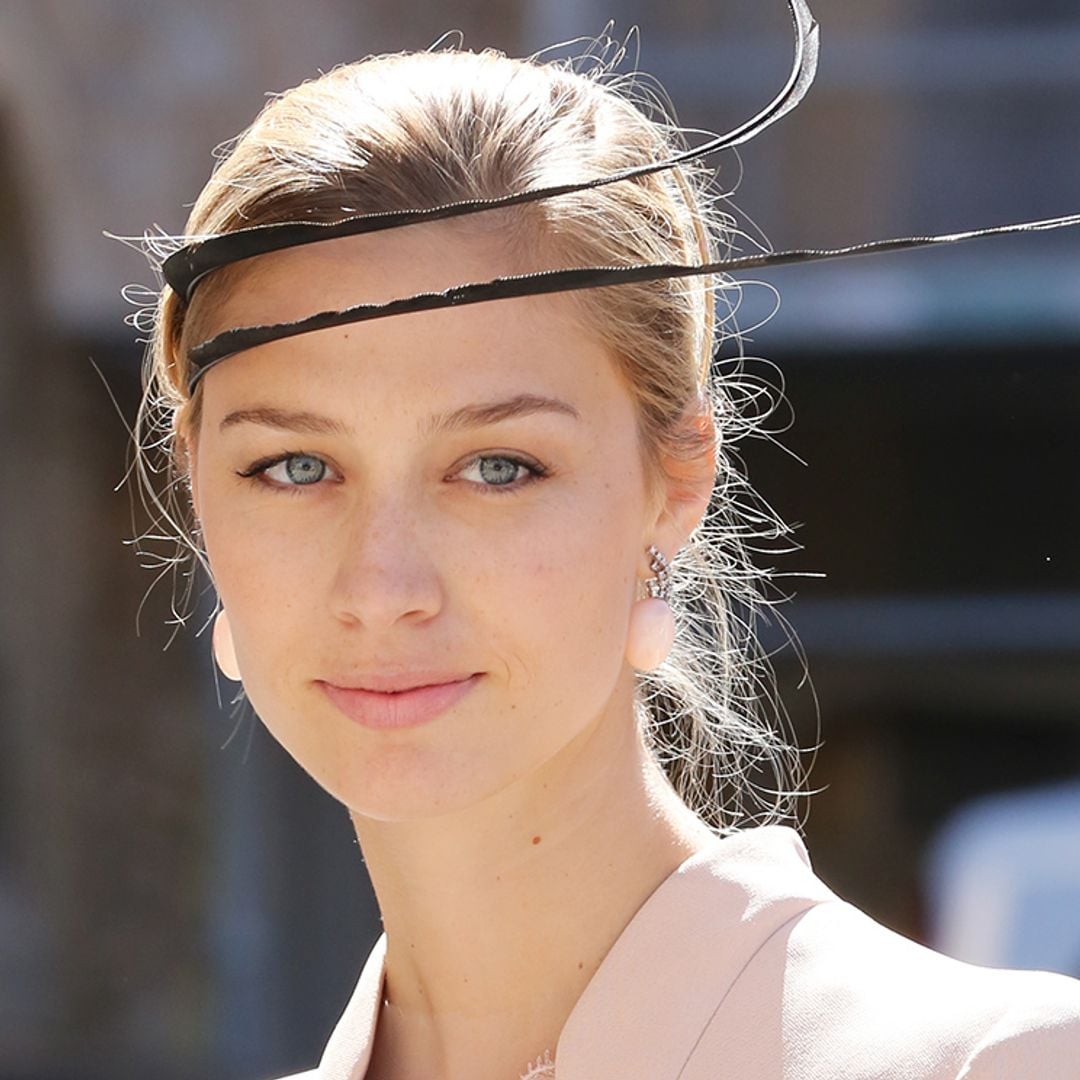 Inspírate en los accesorios de Beatrice Borromeo para ser la invitada perfecta