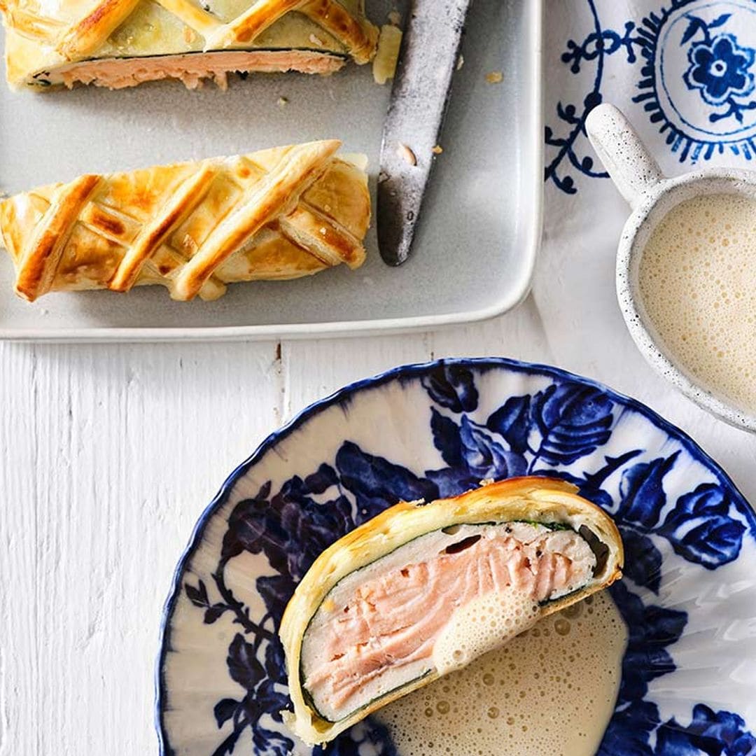 Salmón en hojaldre con salsa ‘beurre blanc’