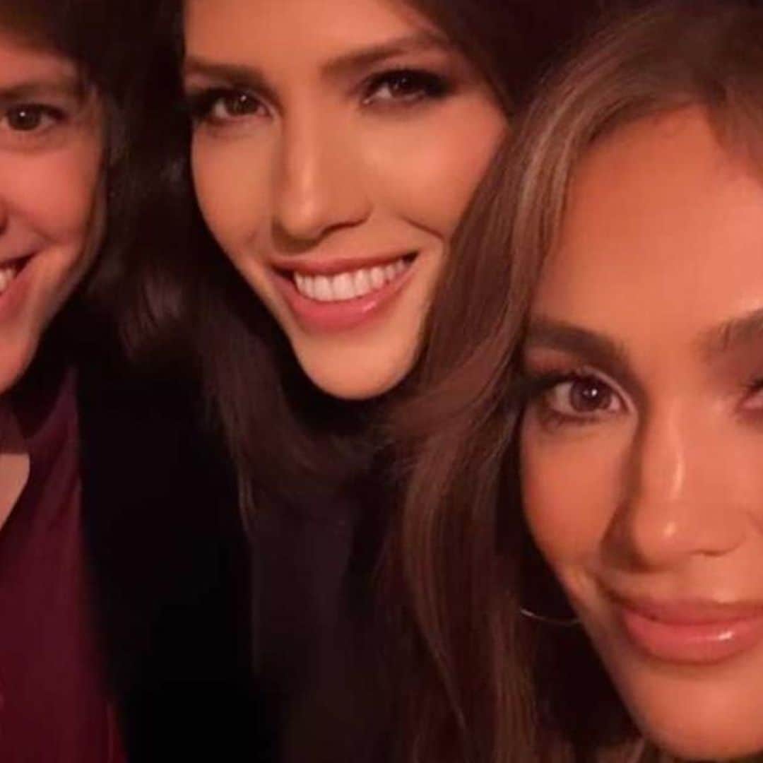 Jennifer Lopez disfruta del plan perfecto con sus hermanas en Broadway