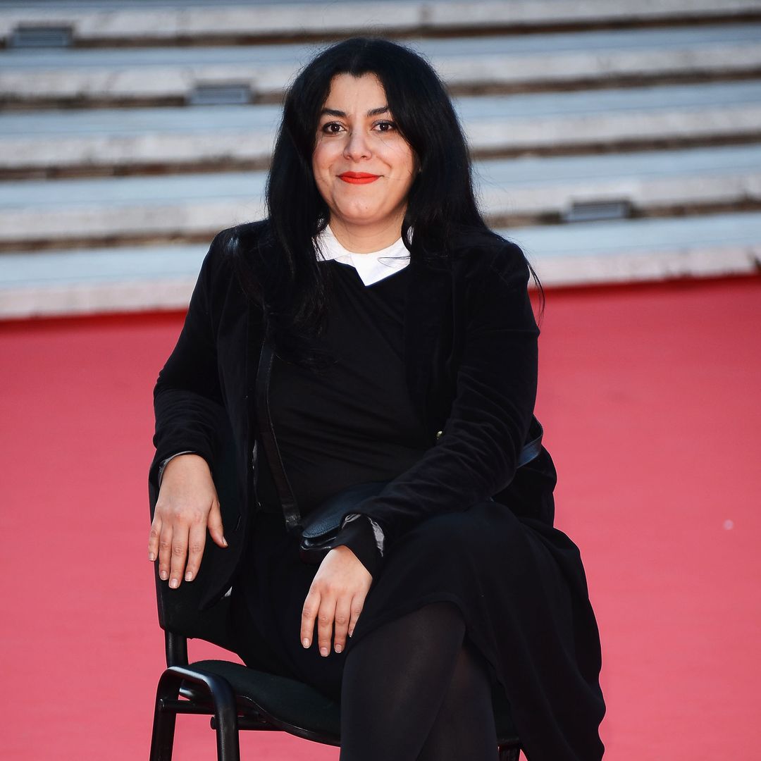 La valentía de la directora de cine iraní Marjane Satrapi: una de las voces más influyentes en la defensa de las mujeres de su país