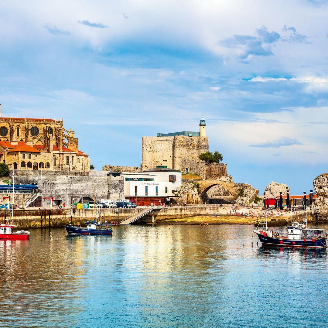 De Castro Urdiales a Laredo (Cantabria): villas históricas de tradición marinera