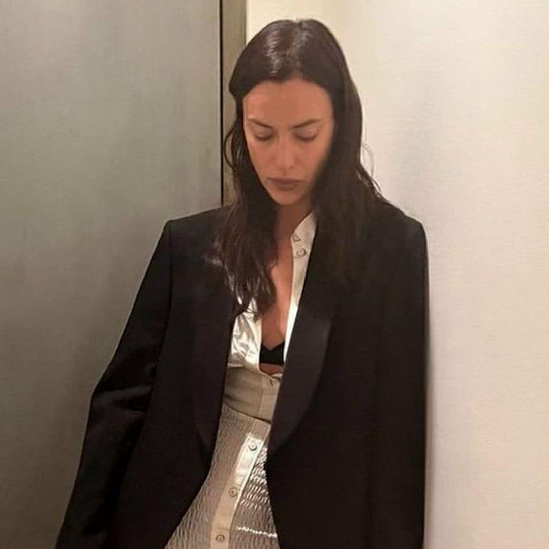 Combina el vestido camisero con la fórmula de Irina Shayk para vestir bien sin esfuerzo