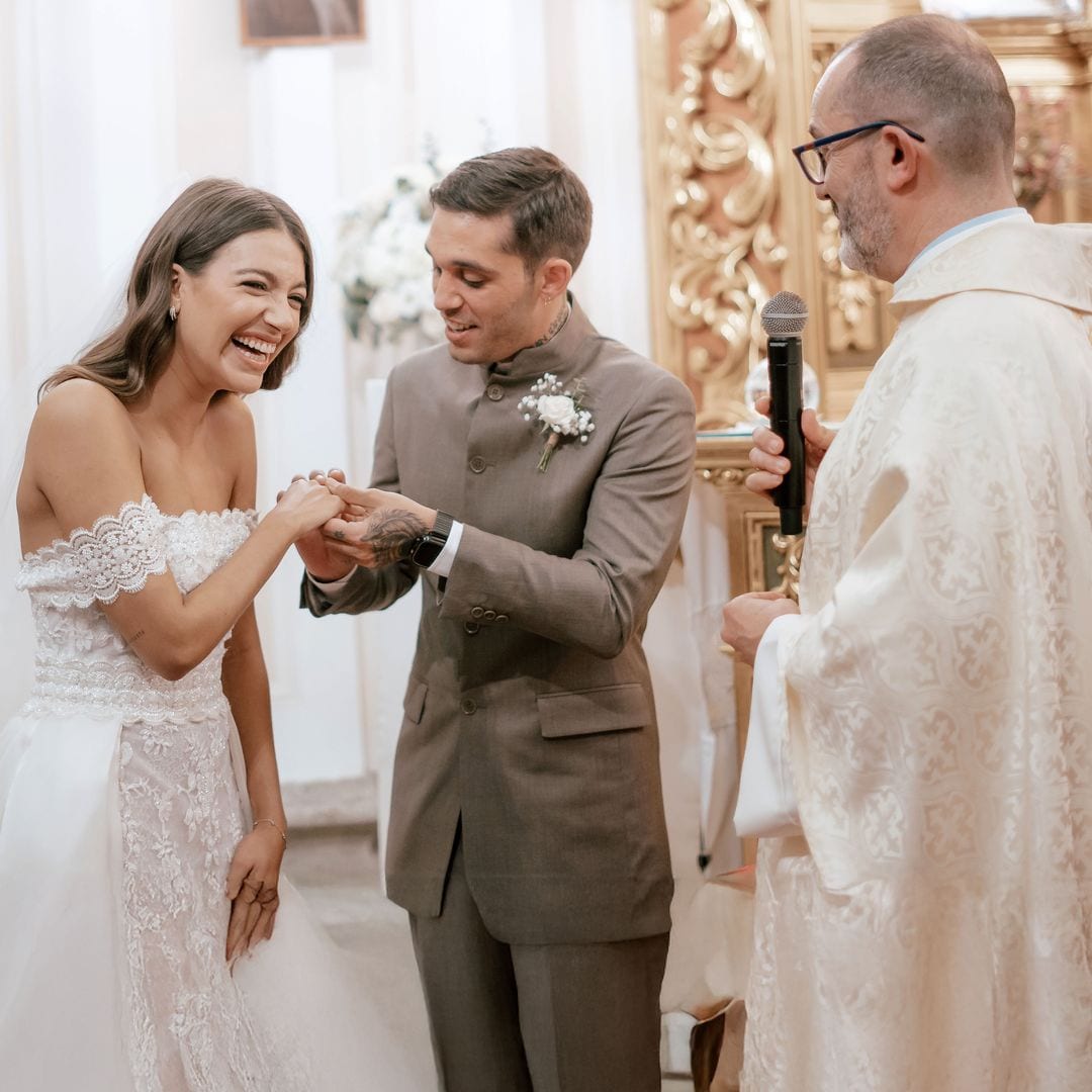 Ana Guerra y Víctor Elías en su boda