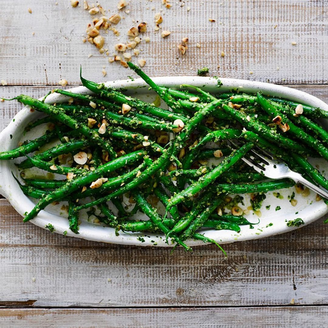 Judías verdes salteadas con avellanas tostadas