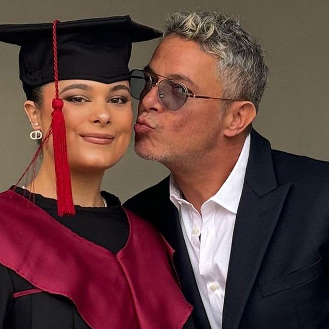 La emocionante sorpresa de Alejandro Sanz a su hija Manuela en su graduación que le ha hecho llorar