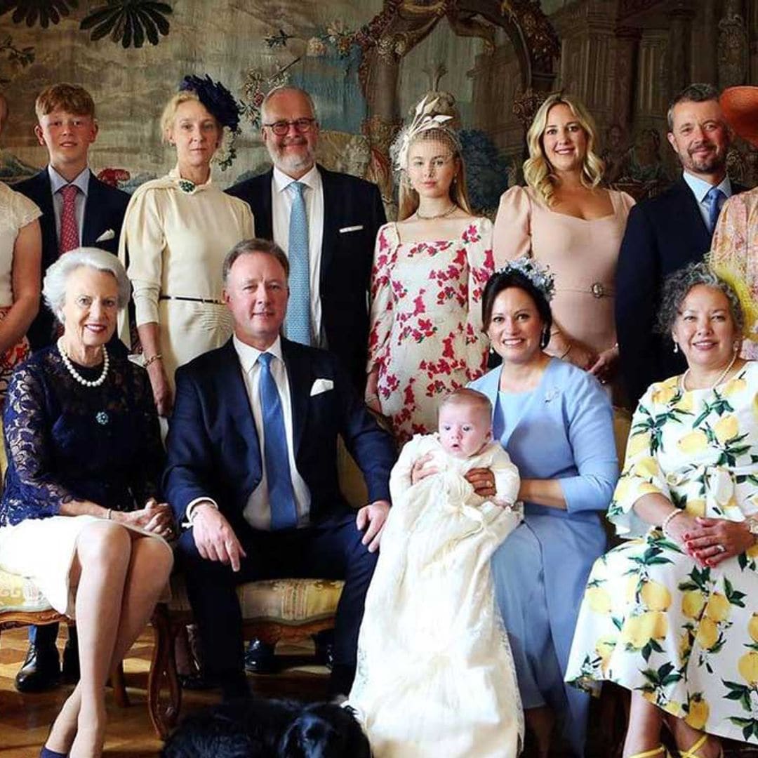 La Familia Real danesa bautiza a Gustav Albrecht, el sobrino nieto de la Reina que nació por gestación subrogada