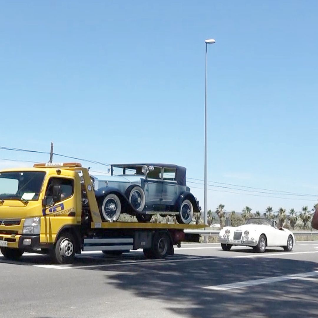 De los coches de época a las flores: todo listo en 'El Rincón' para la boda