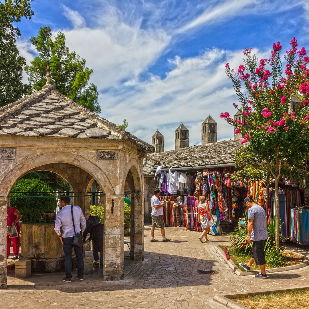 Casco antiguo de la ciudad medieval de Mostar, Bosnia Herzegovina