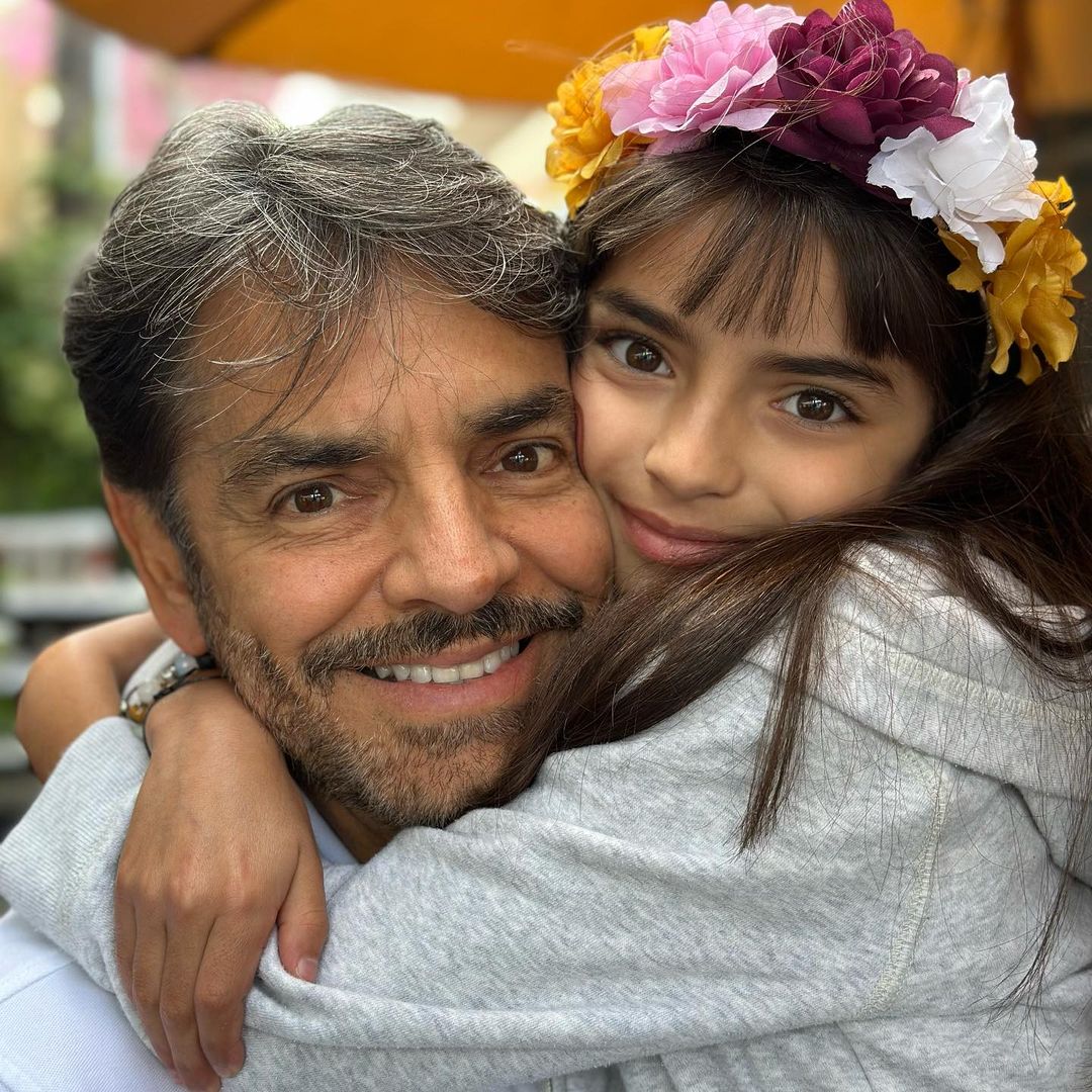 Aitana, hija de Eugenio Derbez, emocionada por su próximo debut en teatro musical