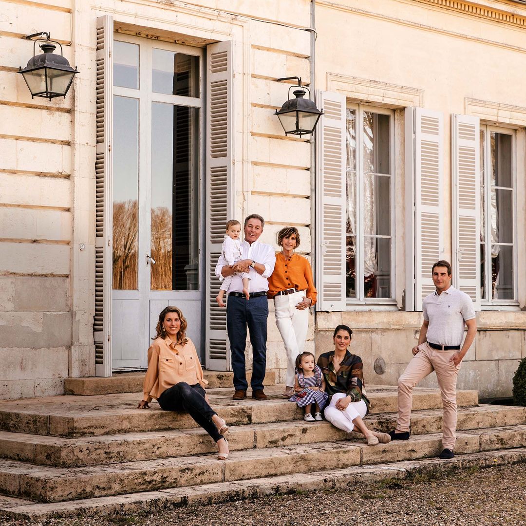 La casa ¡HOLA! de la semana: el barón y la baronesa Arnaud de Bastard nos reciben en el castillo de Saint-Denis