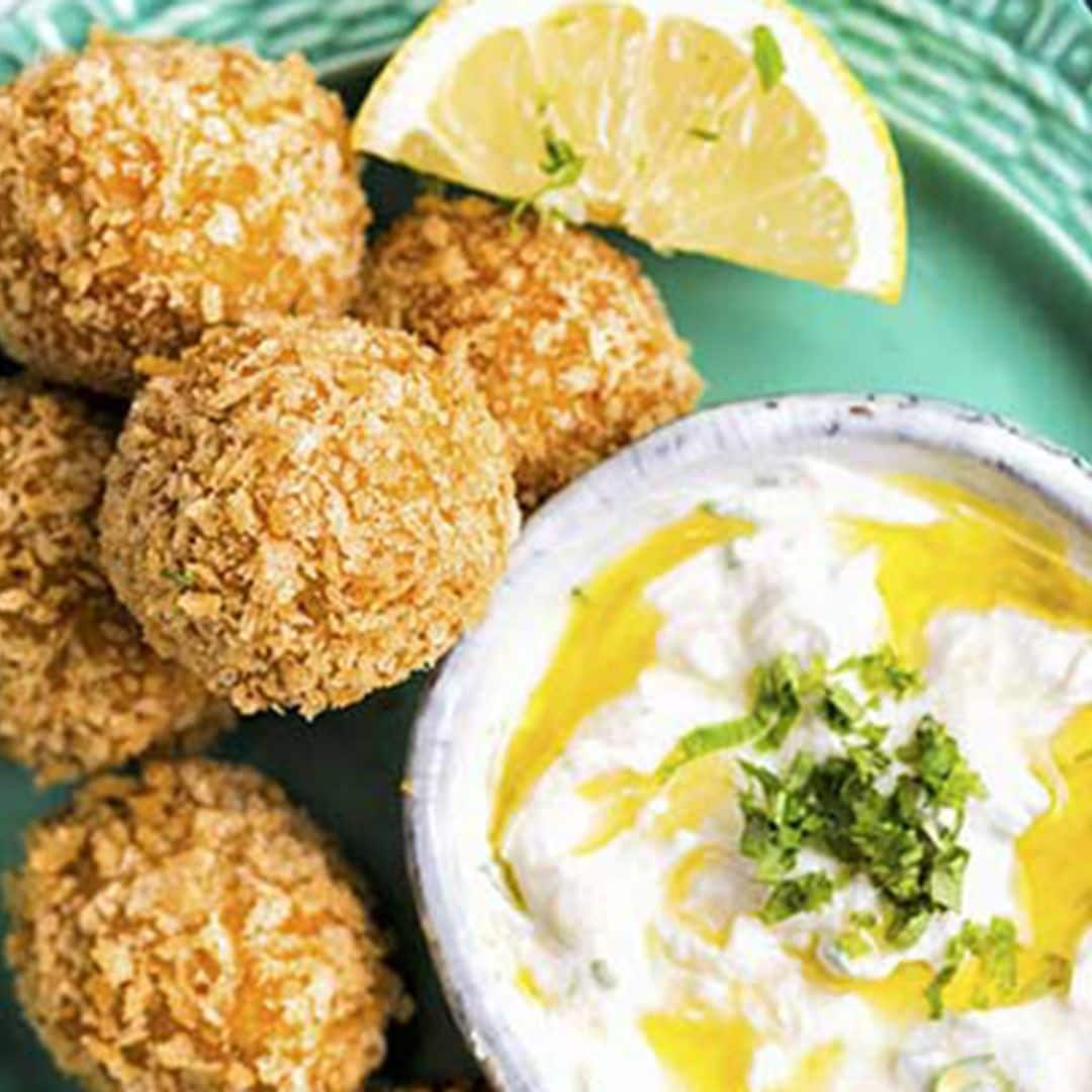 Falafel con salsa de yogur y 'tahini'