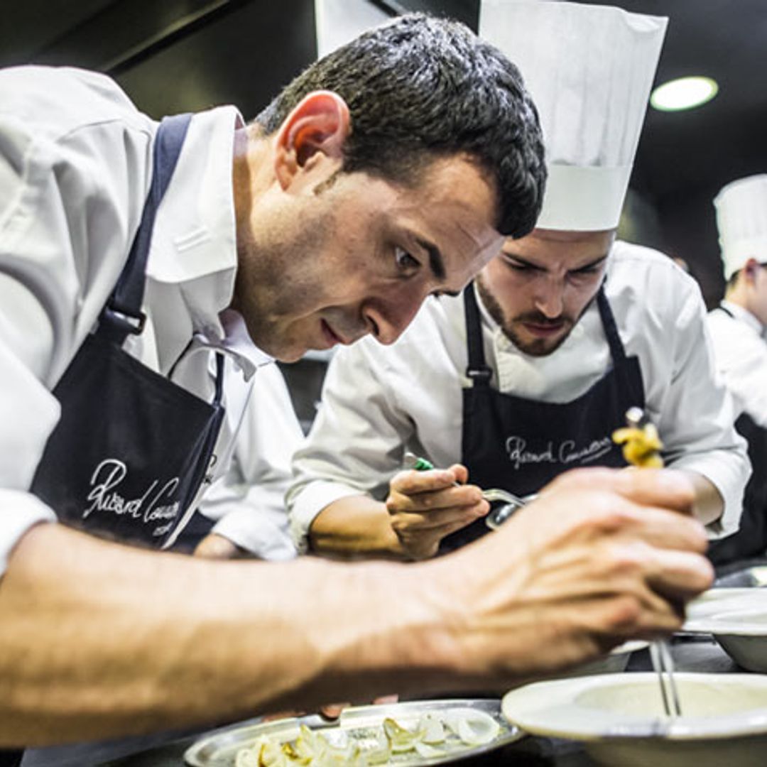 ¿El secreto para una paella 'diez'? El prestigioso chef valenciano Ricard Camarena nos cuenta el suyo