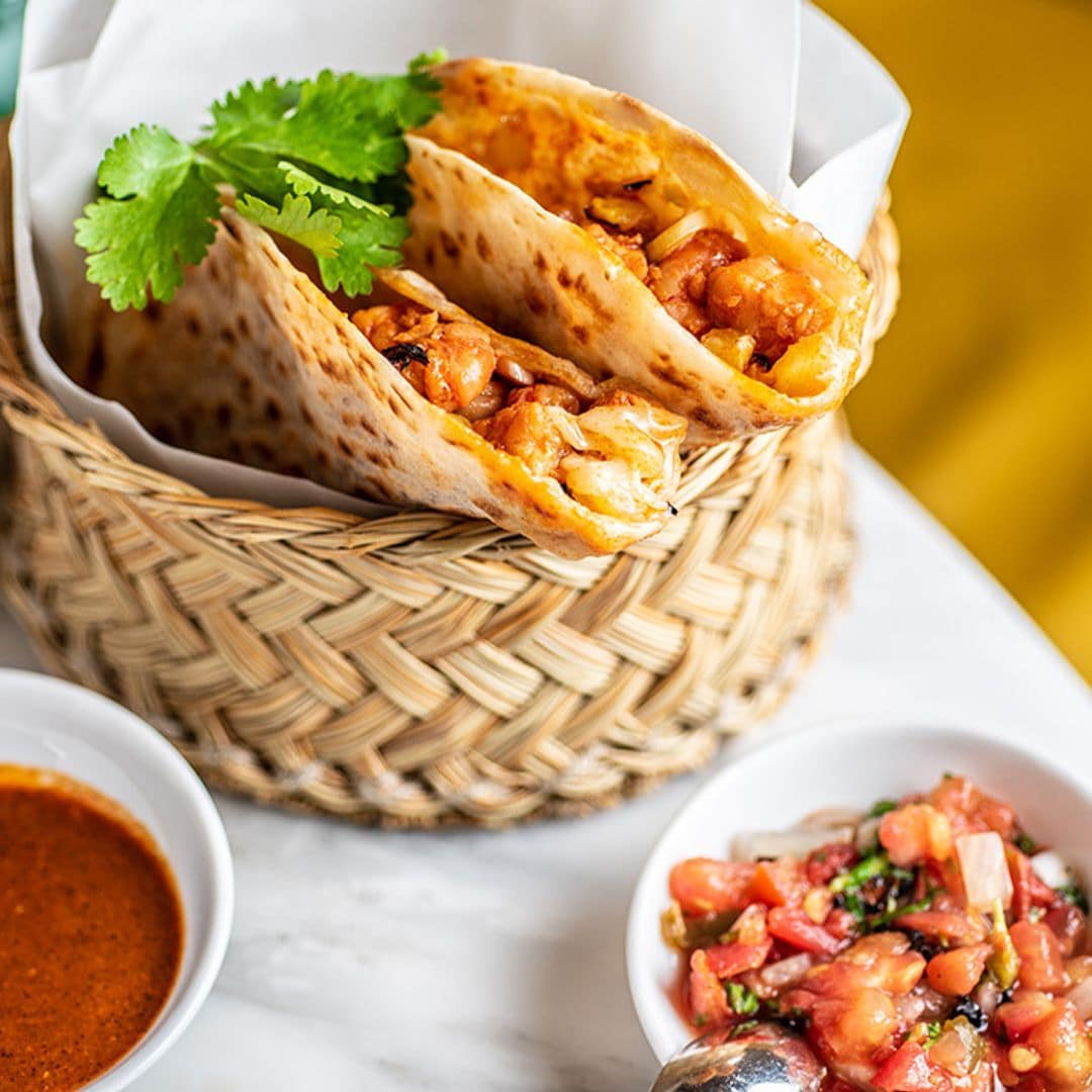 Quesadillas de camarón al pastor