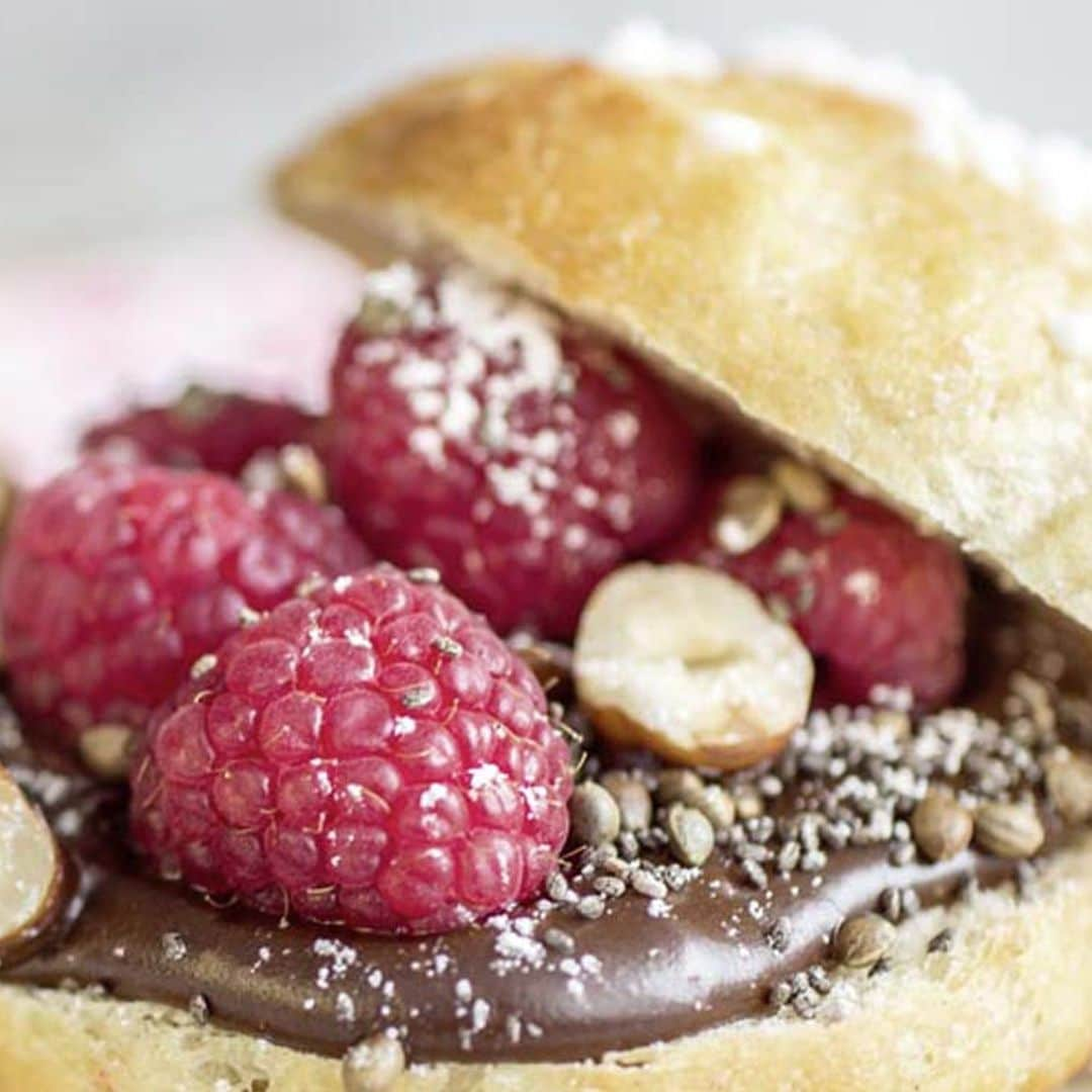 Bollos con crema de cacao