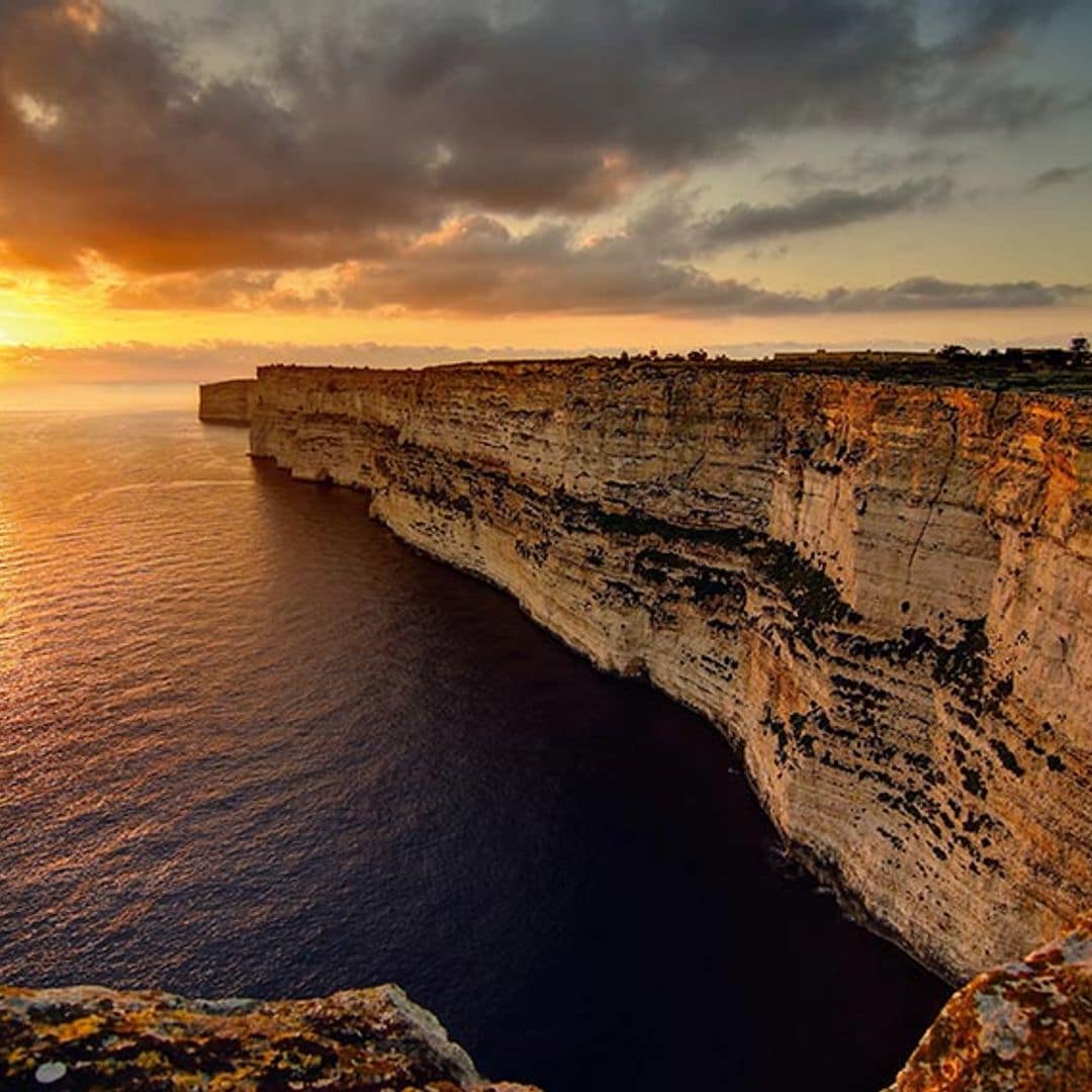 gozo   cliffs