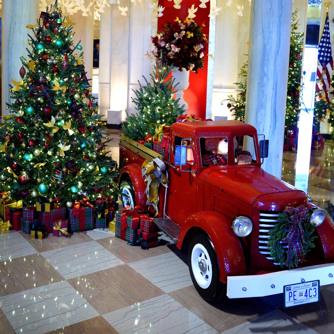 Así luce la decoración navideña más simpática de la Casa Blanca en el último año de los Biden