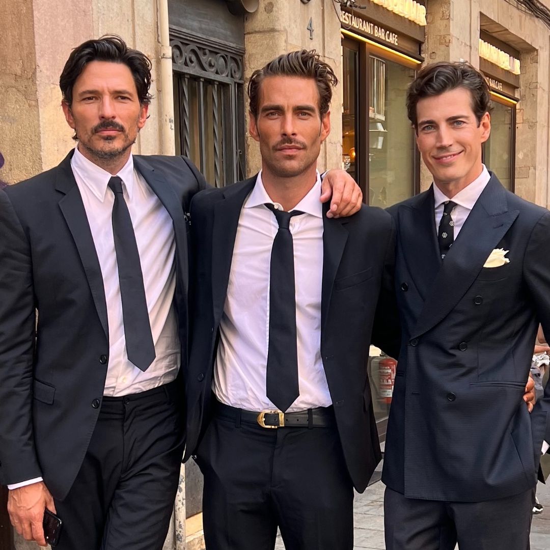 Jon Kortajarena, Andrés Velencoso y Oriol Elcacho, unidos para despedir a su mentor, Eduardo Sayas