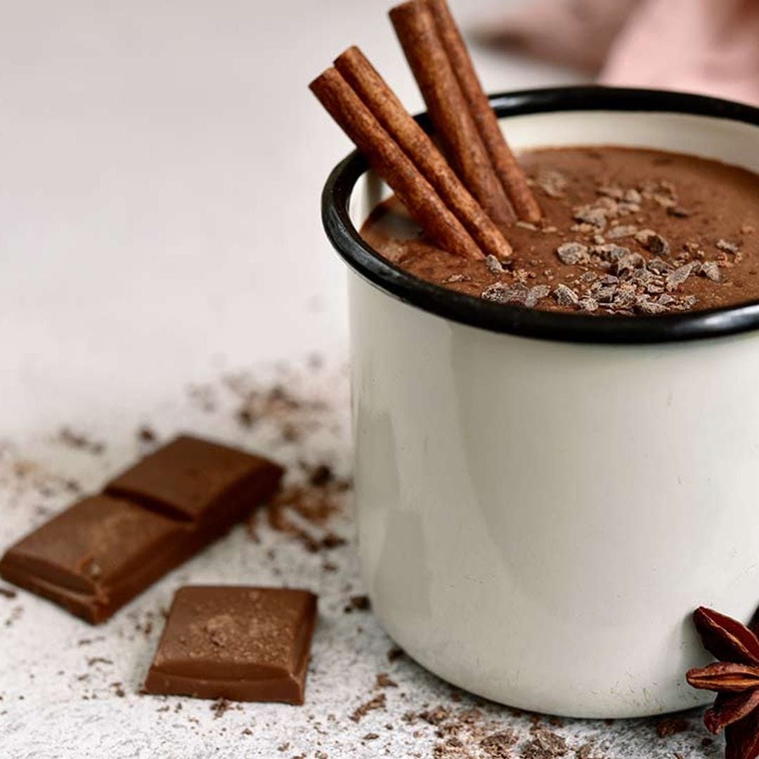 Chocolate  a la taza con anís y canela