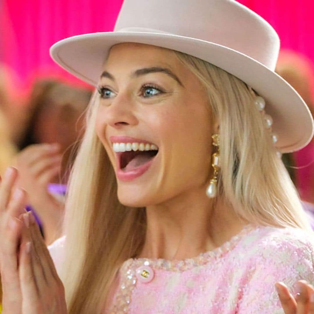 Margot, una Barbie vestida de Chanel