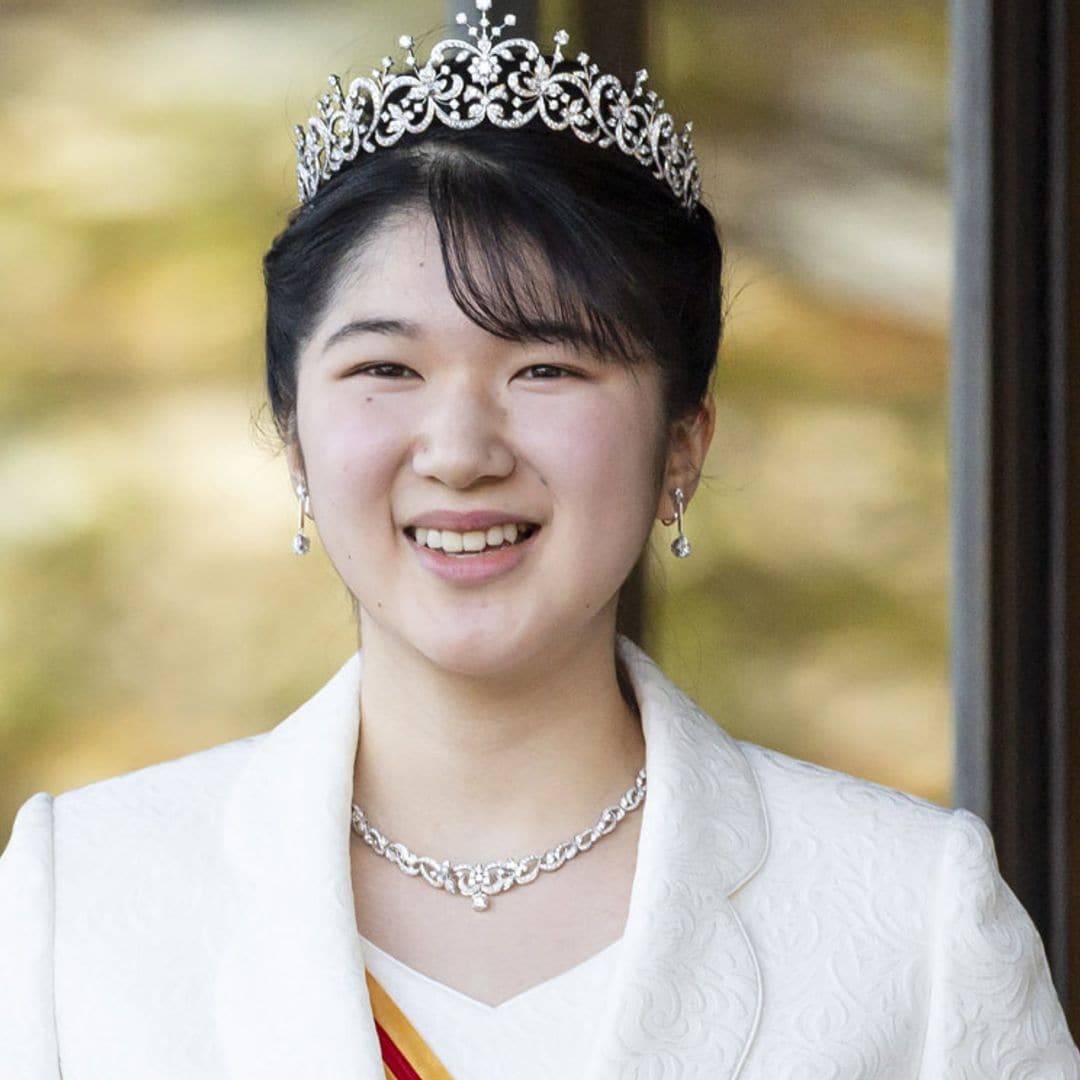 Aiko de Japón, por primera vez con tiara, recibe una importante distinción al cumplir la mayoría de edad