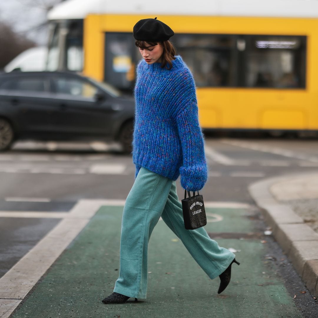 6 pantalones de pana de mujer para subirse a la tendencia de 2024