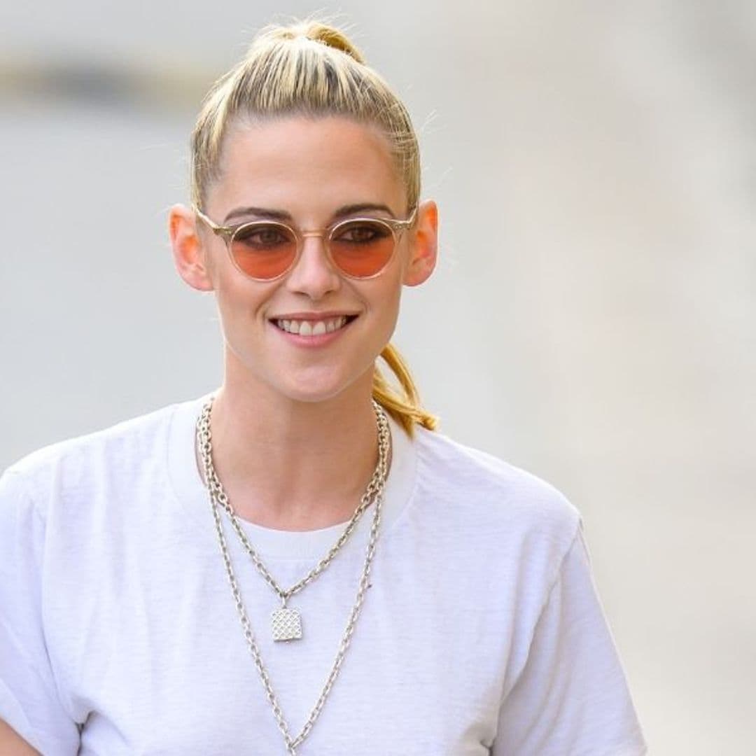 Copia el recogido fácil de Kristen Stewart y estarás guapísima aunque tengas un 'bad hair day' 😉