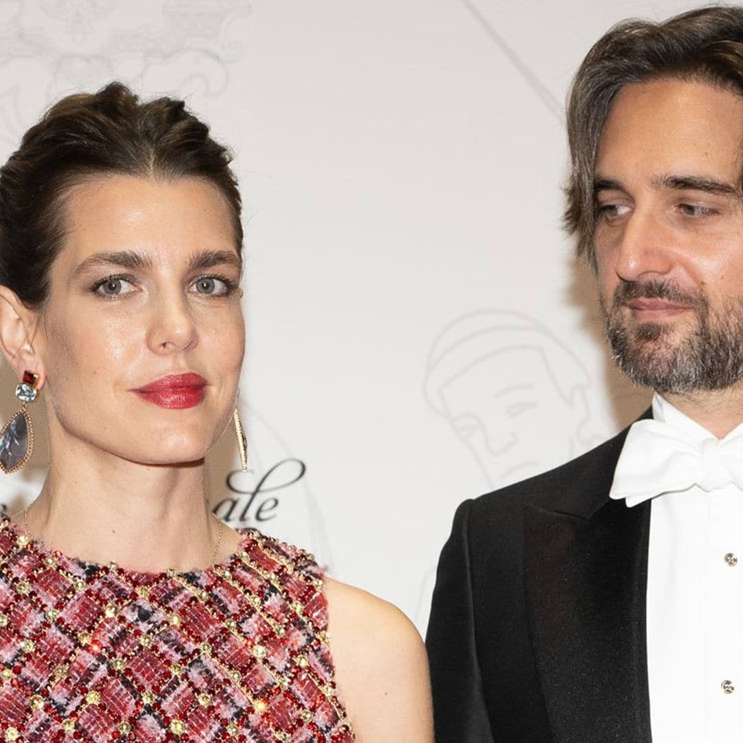 Dimitri Rassam, marido de Carlota Casiraghi, un miembro más de la familia en la gran noche del Principado