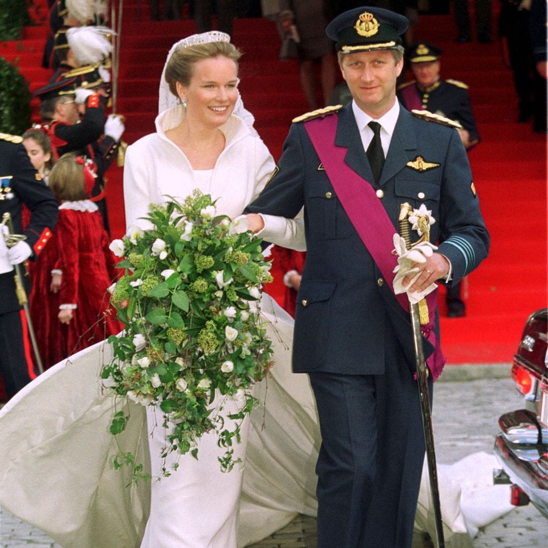 25 años de la boda de Matilde y Felipe de Bélgica: un vestido de novia de invierno, un velo joya y un ramo de cuatro kilos