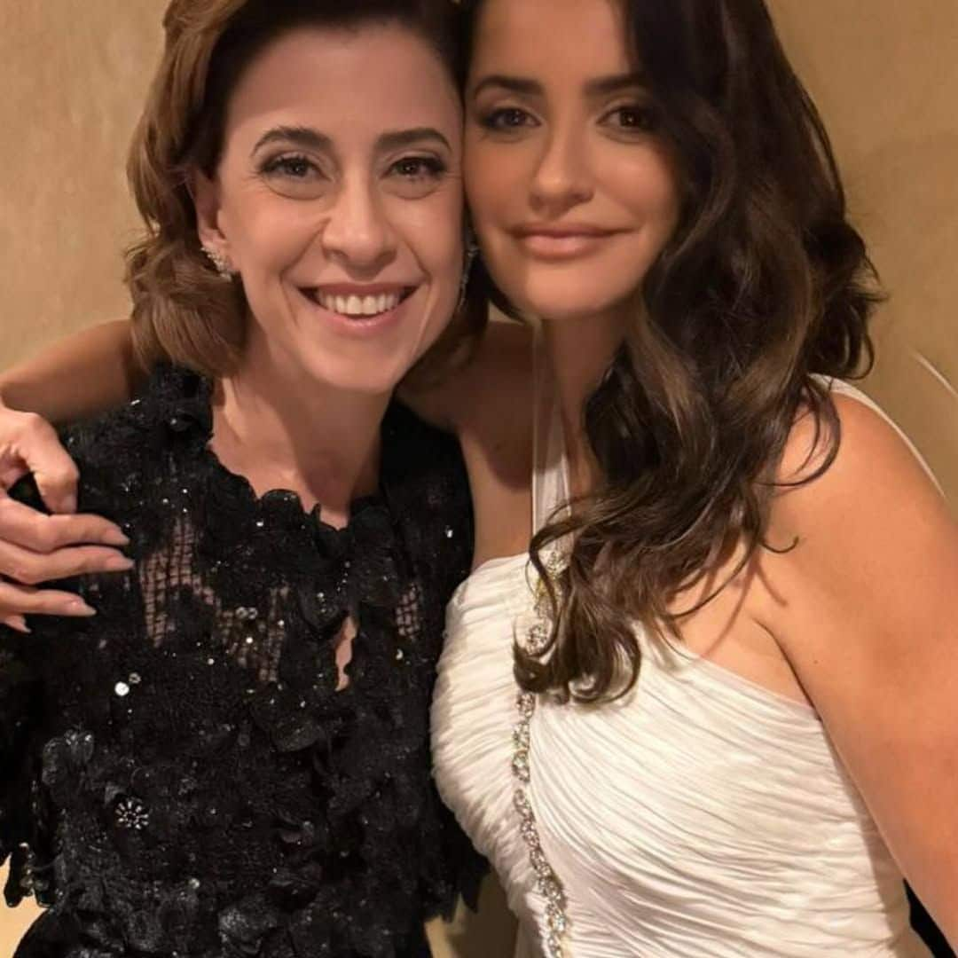 Penélope Cruz sorprende con imágenes inéditas de los Oscar junto a un invitado completamente inesperado