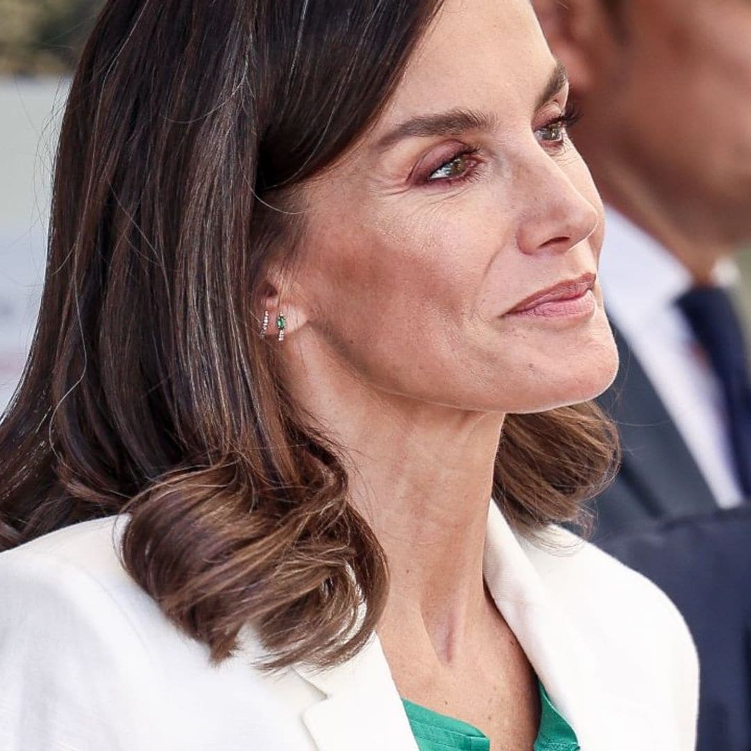 Los 7 libros que ha comprado la reina Letizia en la Feria del Libro de Madrid 2024