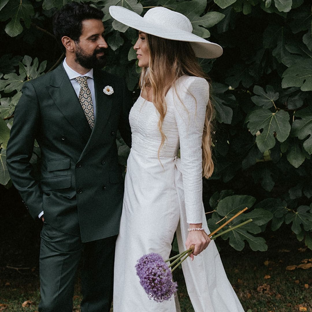 La historia de Ana, la novia del look midi con pamela que cambió Valladolid por Gijón