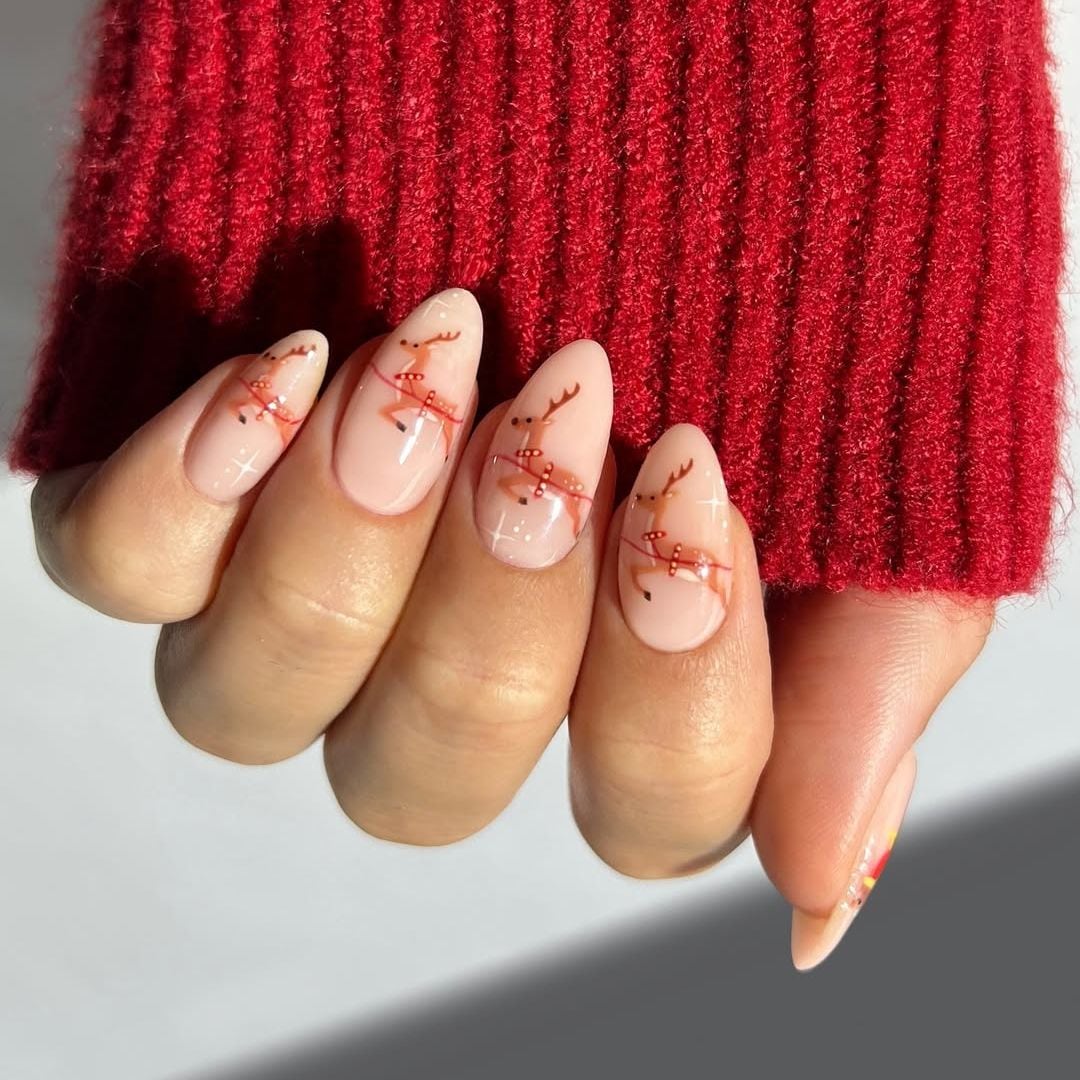 50 diseños de uñas de Navidad que querrás copiar