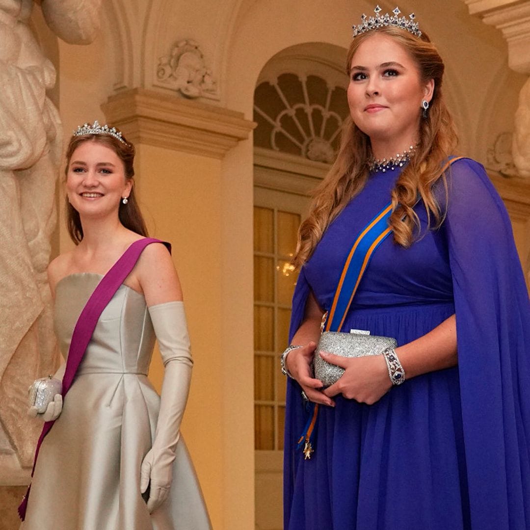 Desfile de tiaras y fabulosos vestidos: la elección de las 'royals' en la cena de gala en Dinamarca