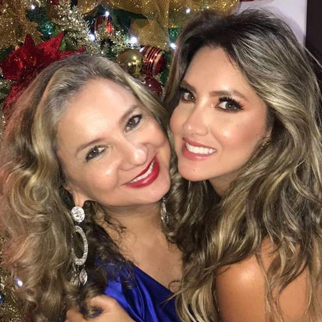 Daniella Álvarez da sus primeros pasos con ayuda de su mamá