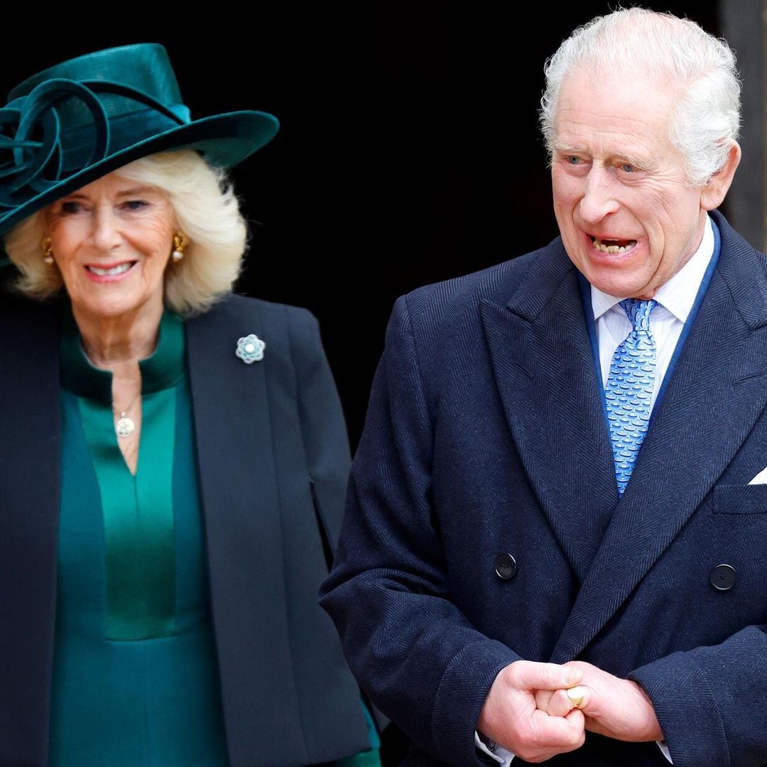 Radiantes, el rey Carlos y la reina Camilla presiden la misa de Pascua