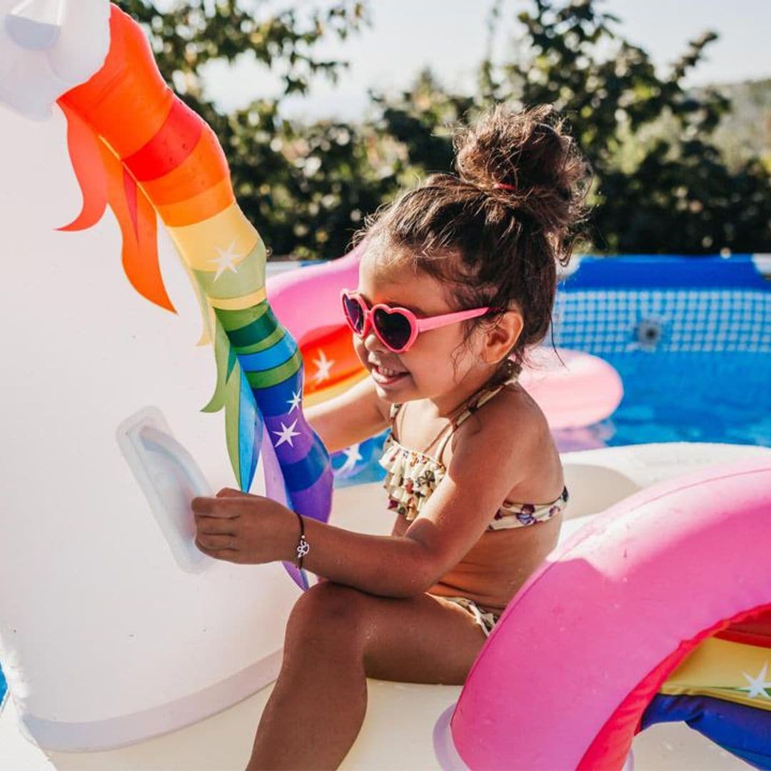 9 juguetes de agua que los niños podrán llevar a la piscina