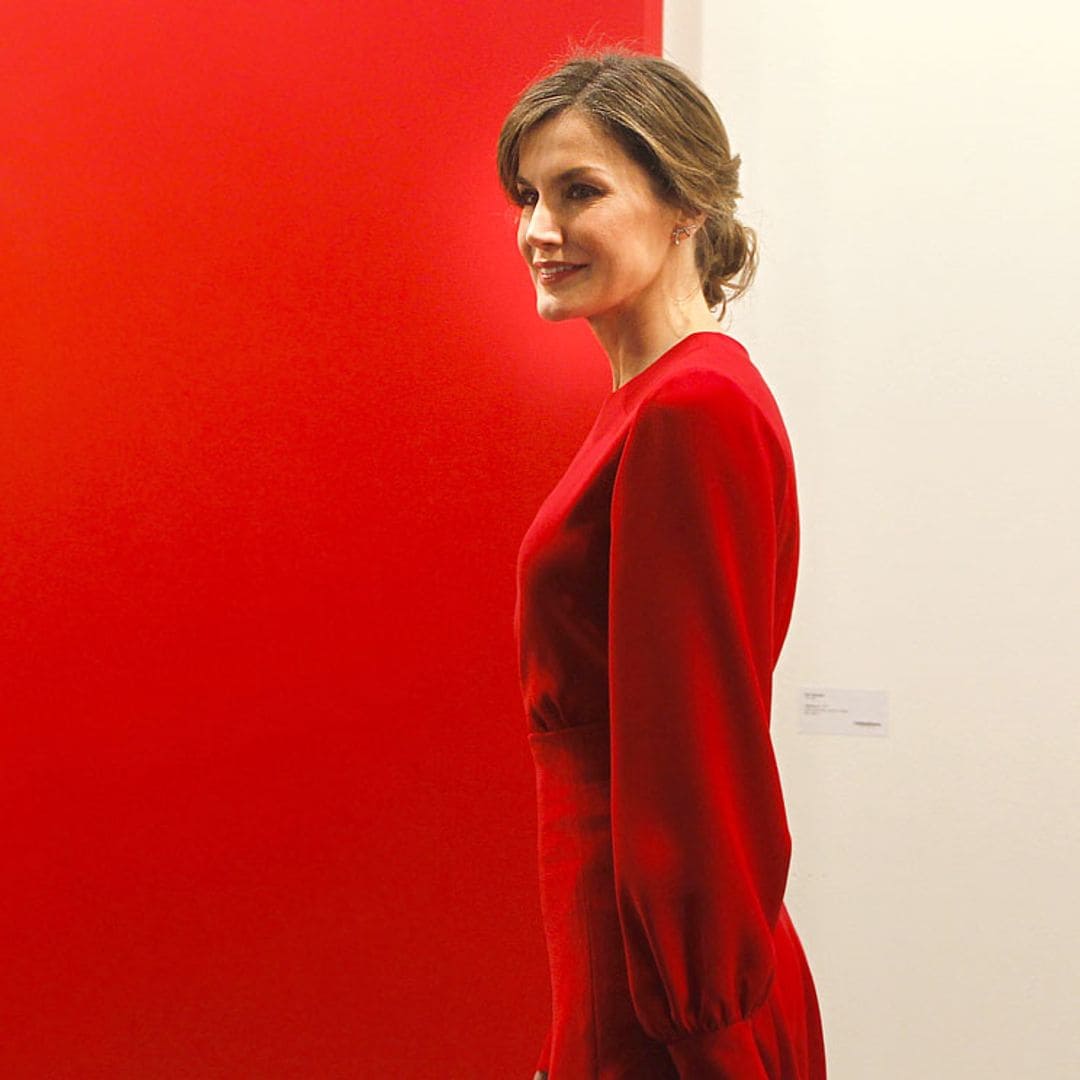 reina letizia look