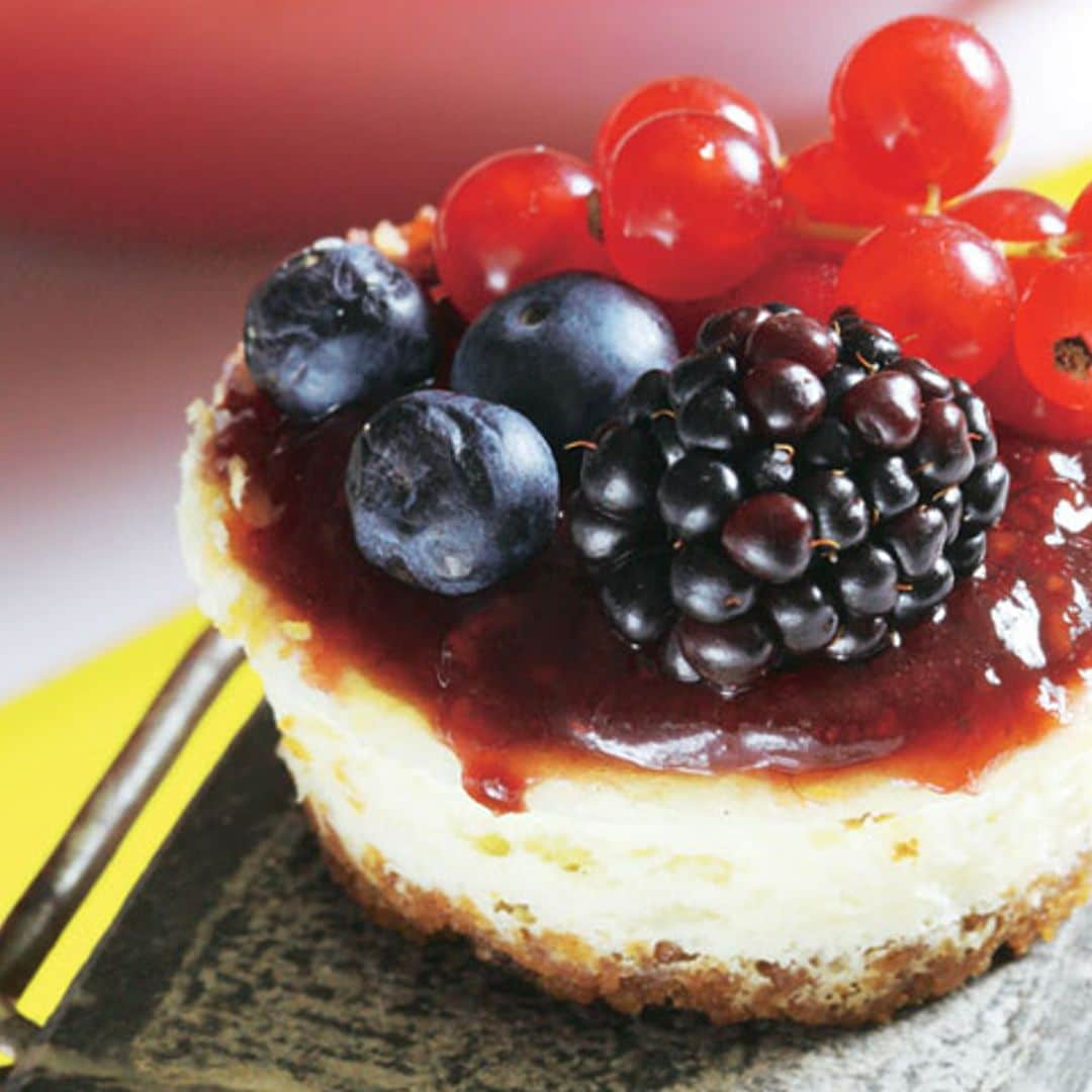 Tartaleta de queso fresco y frutos del bosque