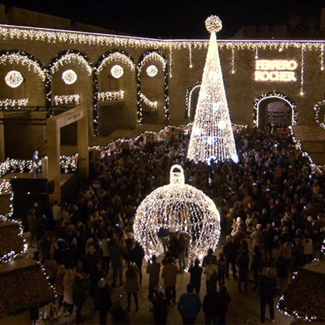 ¿Por qué Peñíscola es el pueblo que más brilla esta Navidad?