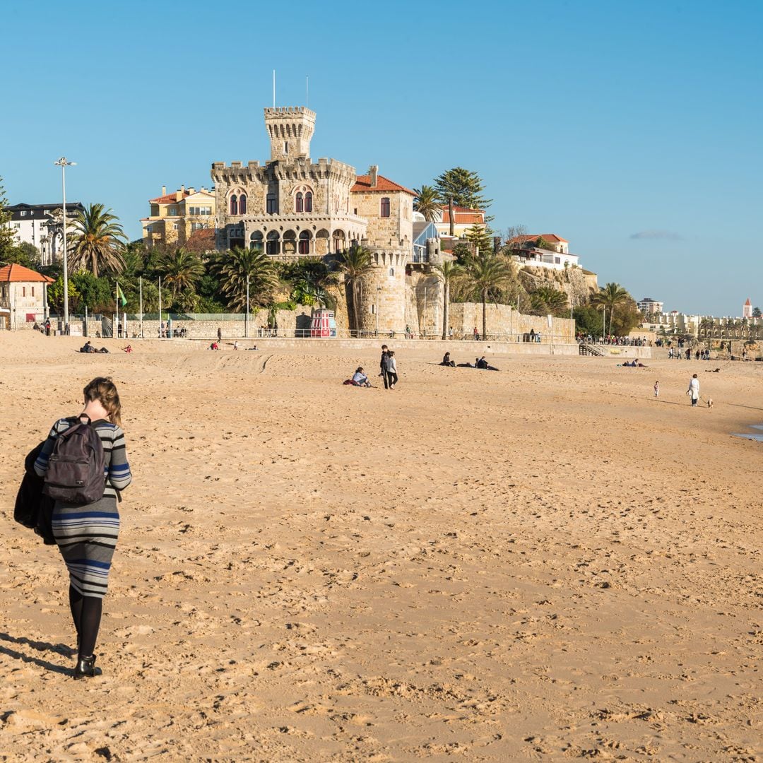 Ruta por los pueblos costeros de Lisboa donde ahora viven los jóvenes: qué ver y por qué están de moda