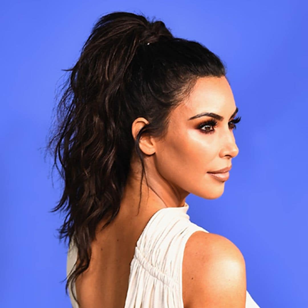 Kim Kardashian confiesa el desmaquillante exprés que utiliza cada noche