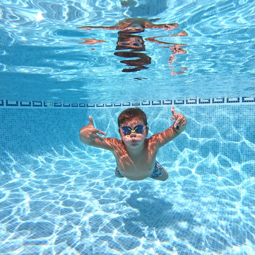 ¡Atención! Consejos para prevenir el ahogamiento de niños en la en la piscina