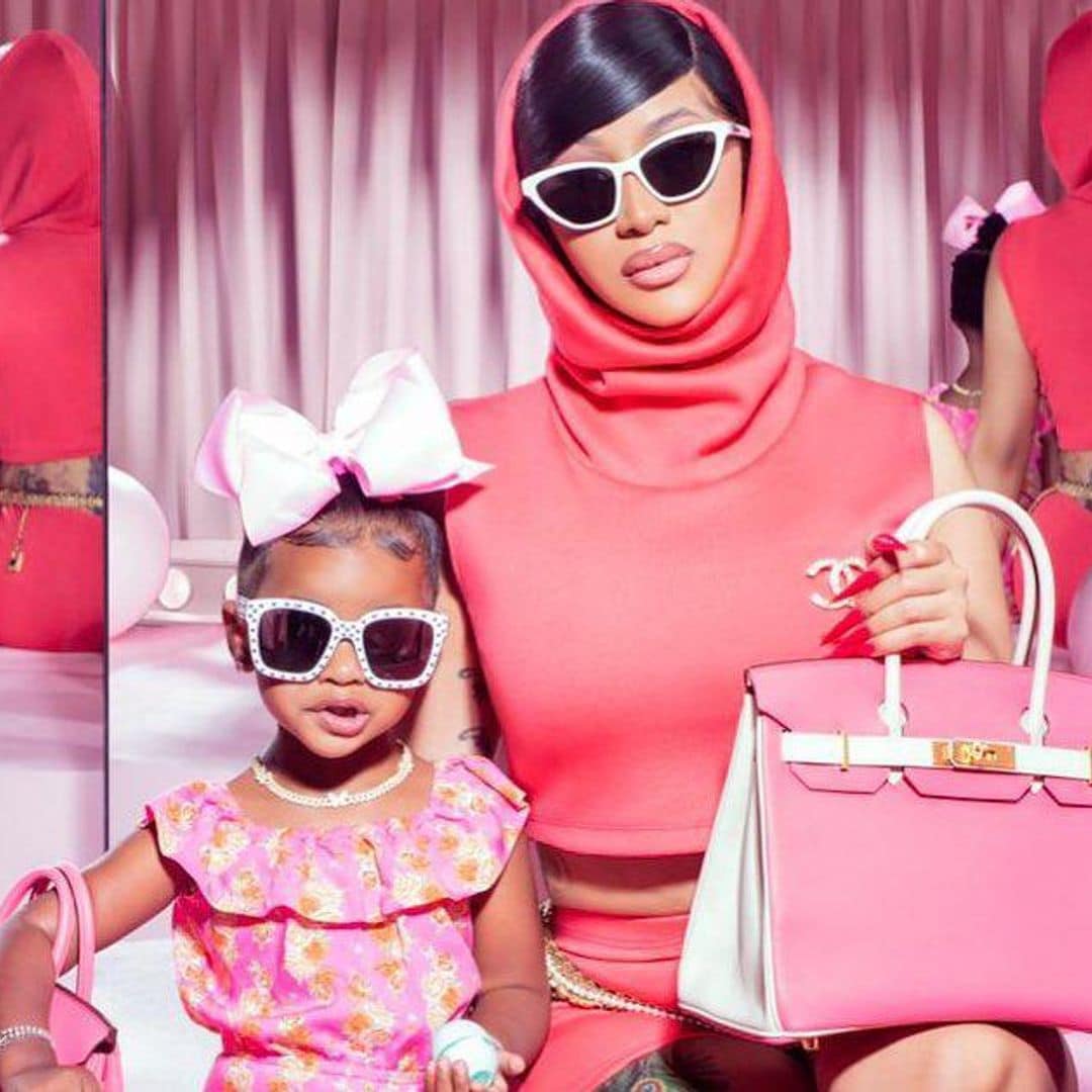 Cardi B abre su clóset y muestra su increíble colección de bolsos Birkin