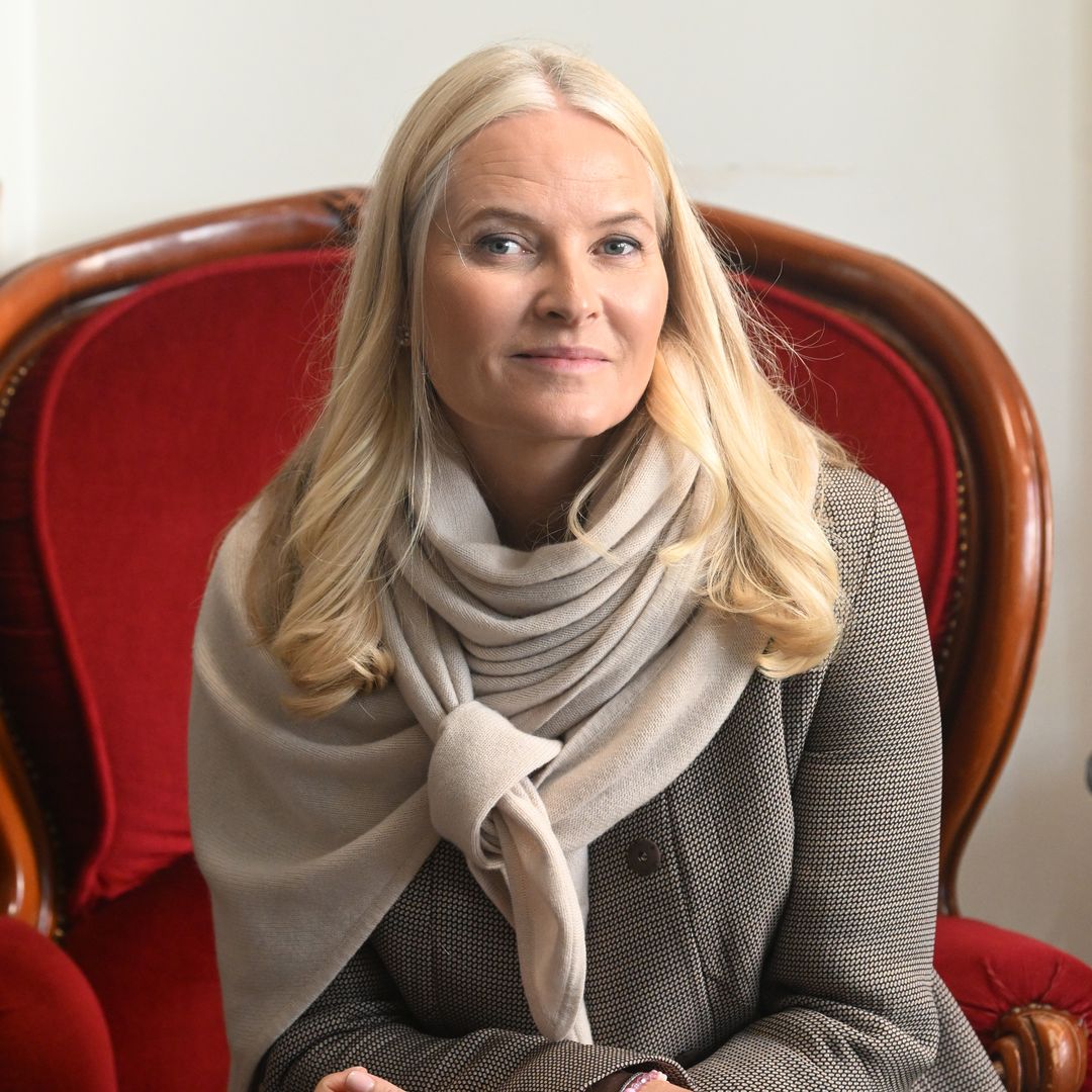 Mette-Marit de Noruega retoma su tratamiento en plena polémica por el caso Marius