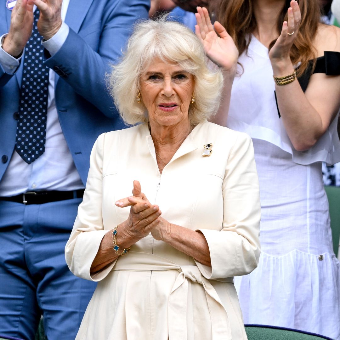 La reina Camilla acude por sorpresa al palco real de Wimbledon mientras Carlos III es anfitrión en Windsor